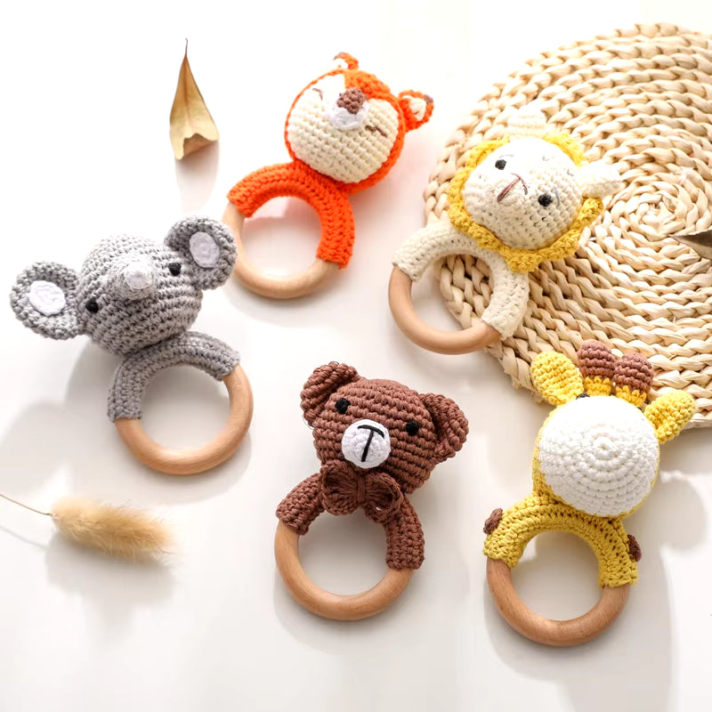 1Pc Baby Teether Music Rattles for Kids Animal Crochet Rattle Elephant Giraffe Ring Wooden Babies Gym Montessori Children'S Toys