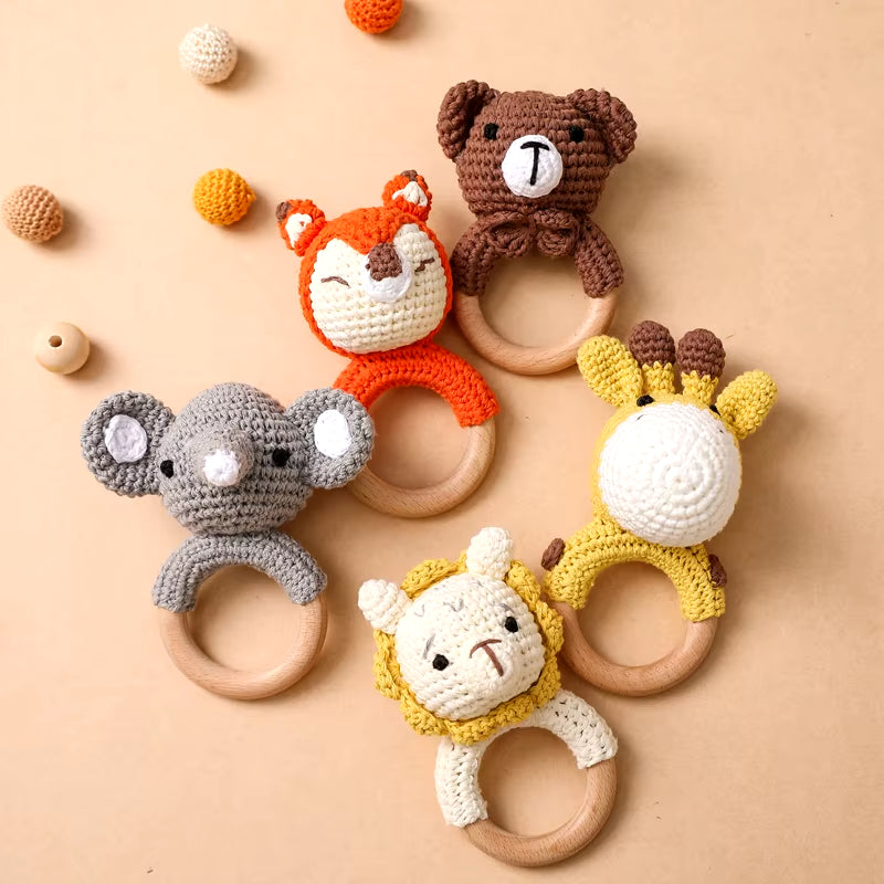 1Pc Baby Teether Music Rattles for Kids Animal Crochet Rattle Elephant Giraffe Ring Wooden Babies Gym Montessori Children'S Toys